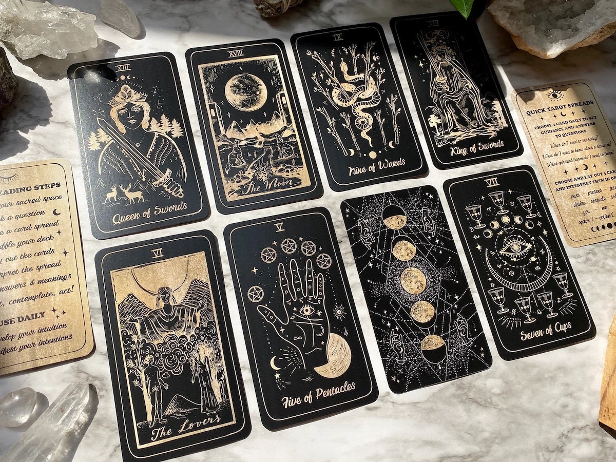 12 Beautiful Tarot Decks for Divination